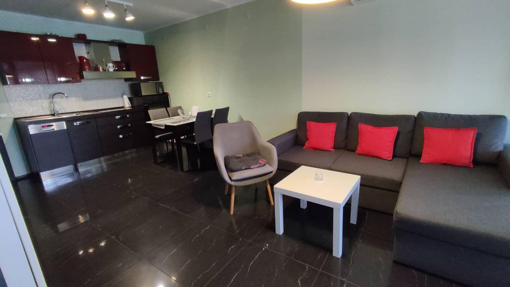 Дава се под наем Двустаен апартамент в Варна, м-т Евксиноград - 78 кв.м за 700 € - Снимка #2