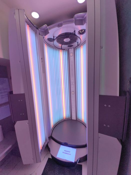 Vând  solar de bronzare