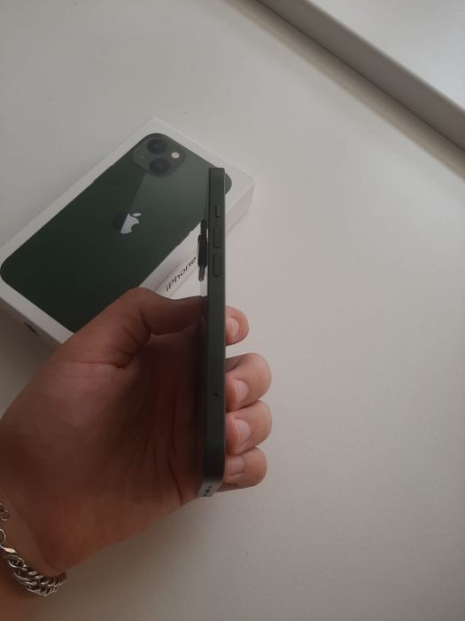 Срочно продам iphone 13 в идеальном состояний