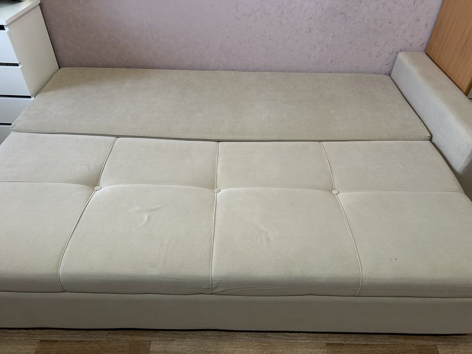 Продам диван в хорошем состоянии