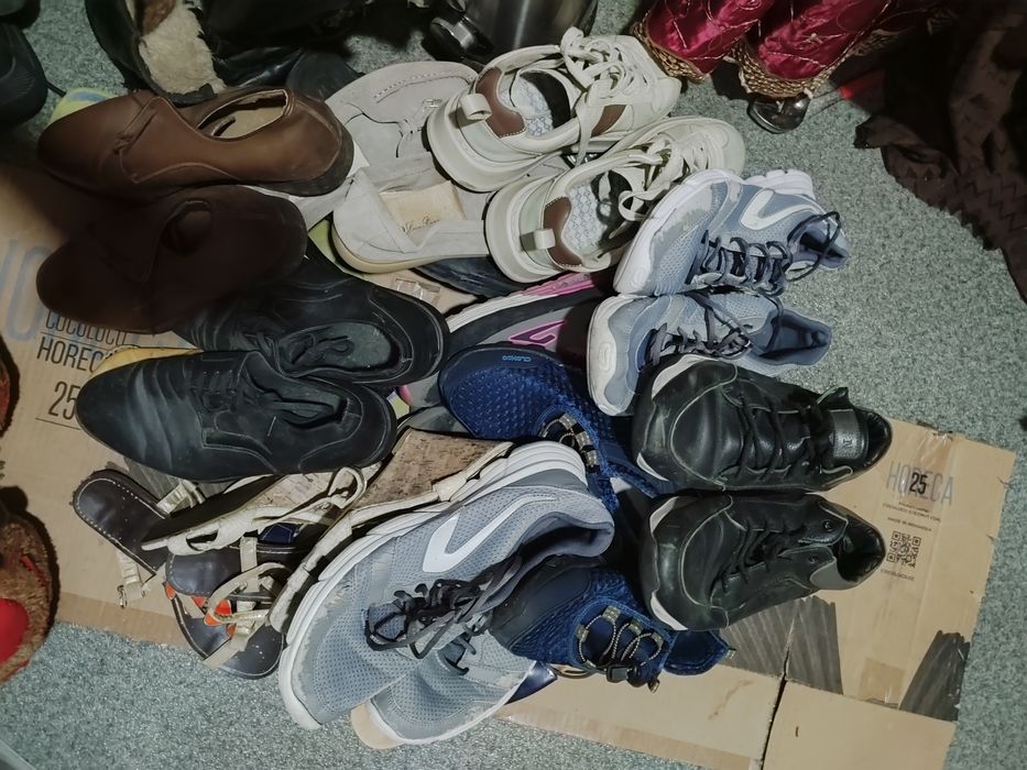 Обувь б/у оптом сотилади