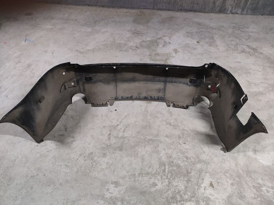 Продам б/у бампер lexus is 2011