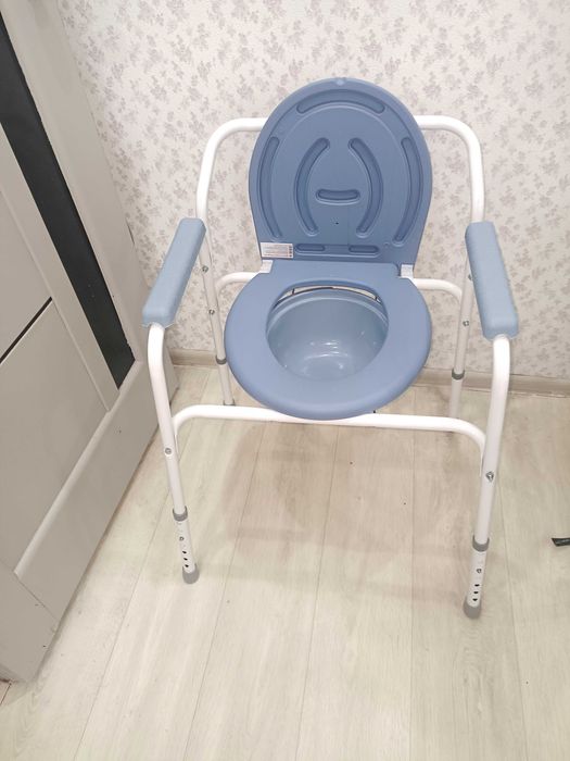 Кресло туалет для пожилых