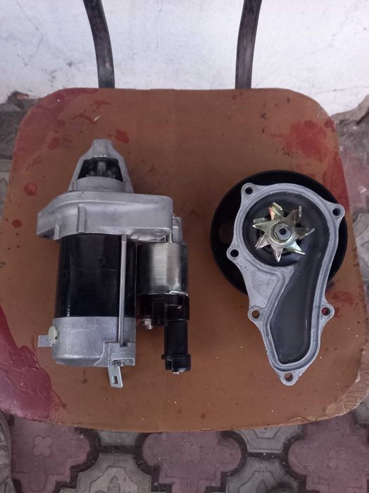 Продам помпа стартер на хонду 2.4 обьём