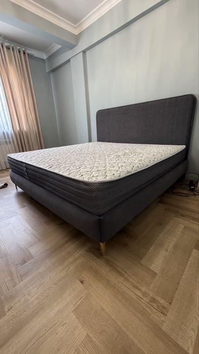 Срочно продам кровать 200×200 с матрасом
