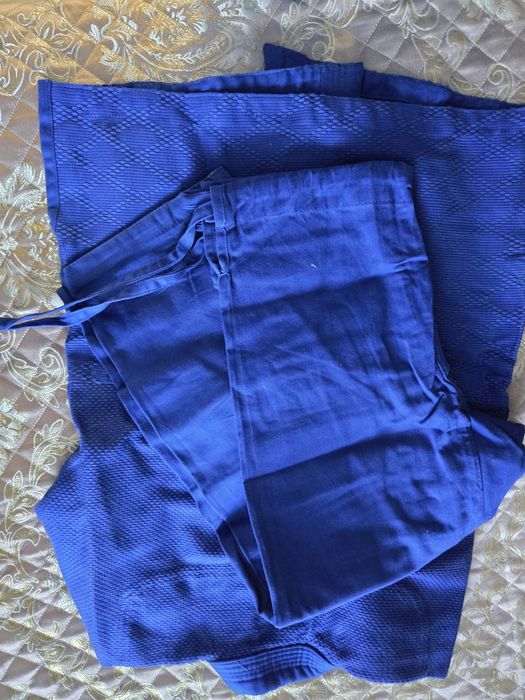 Продам кимано почти новое