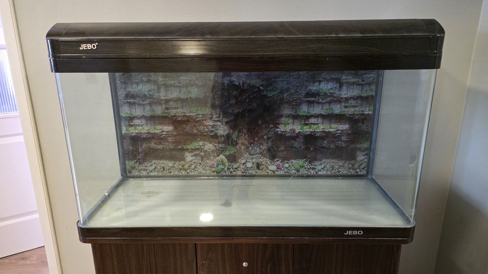Прдам Аквариум Jebo 240л.