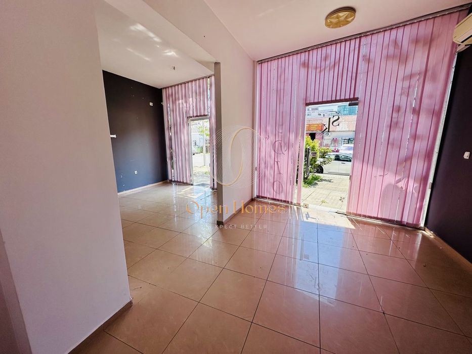 Магазин в Бургас, област-к.к.Слънчев бряг площ 66 цена 165000