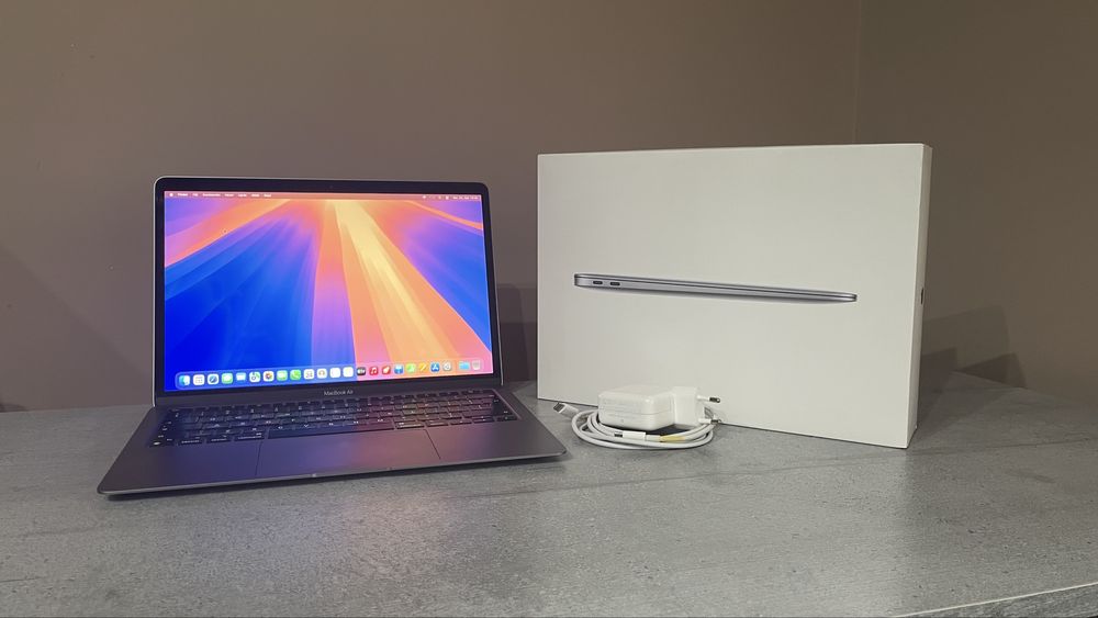 Apple Macbook Air M1