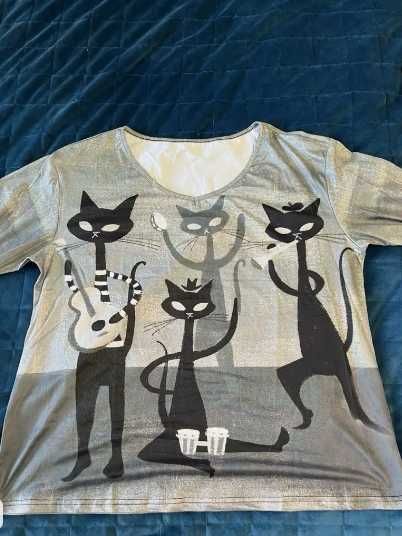 Футболка с кошачьим принтом