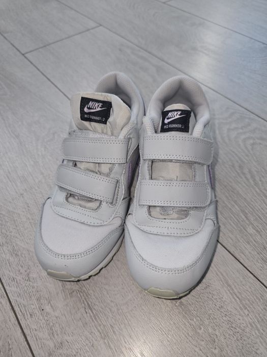 Incaltaminte marimea 35