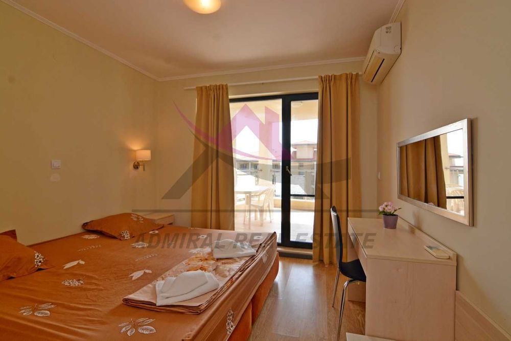 Продава се Двустаен апартамент в Варна, Левски - 90 кв.м за 889 €/кв.м - Снимка #4