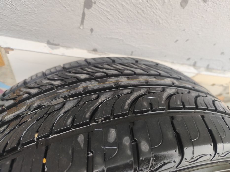 Шины продам 245/45/18