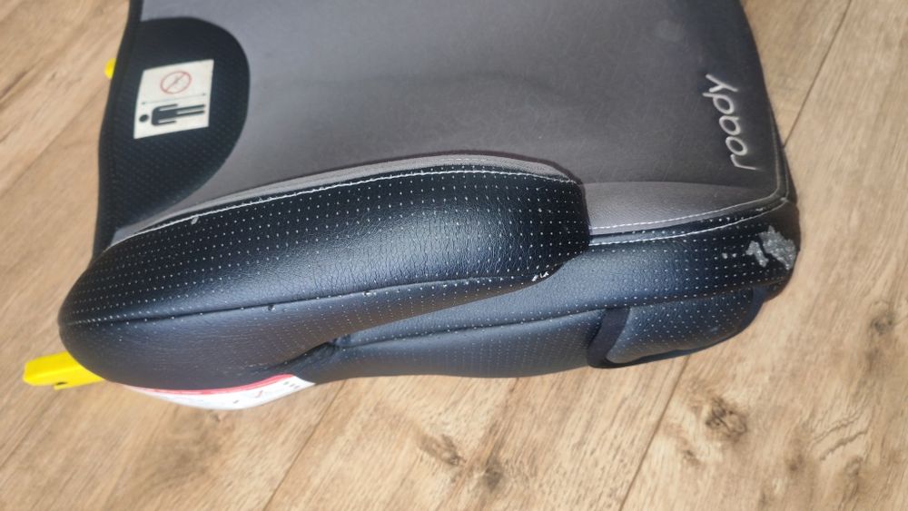 Inaltator auto pentru copii cu prindere isofix