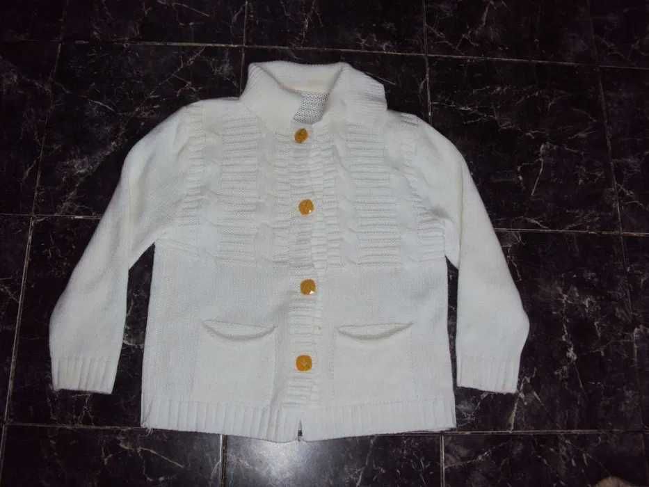 Кофты, свитера на 8-10 лет.