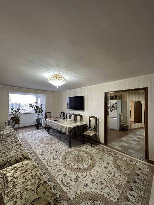 Продается 4-х ком квартира