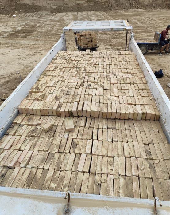 Кирпич кірпіш қыш