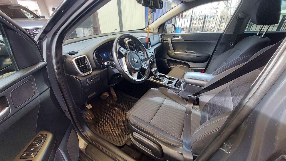 Продам машину кия