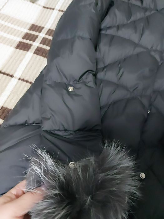 Продам срочно женские куртки.
