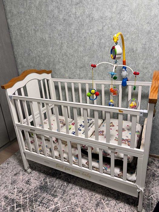 Детский кроват сотилади