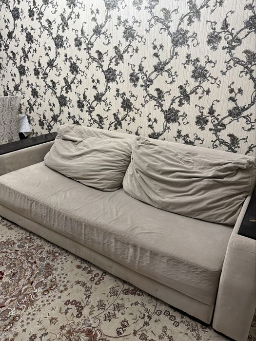 Диван б/у в хорошем состоянии