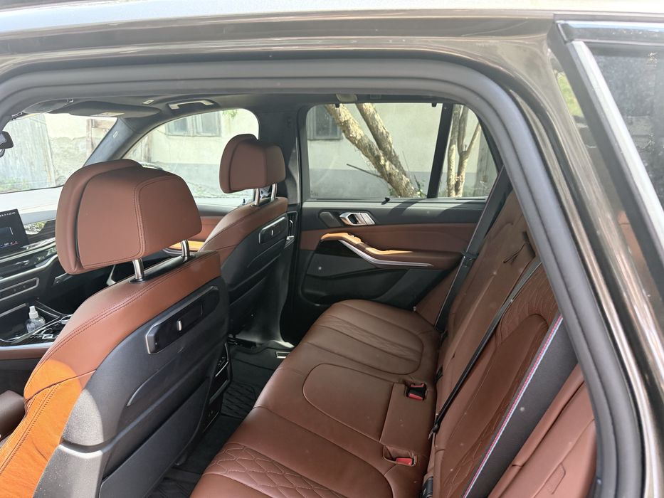 BMW X5 2025 — imagine 5