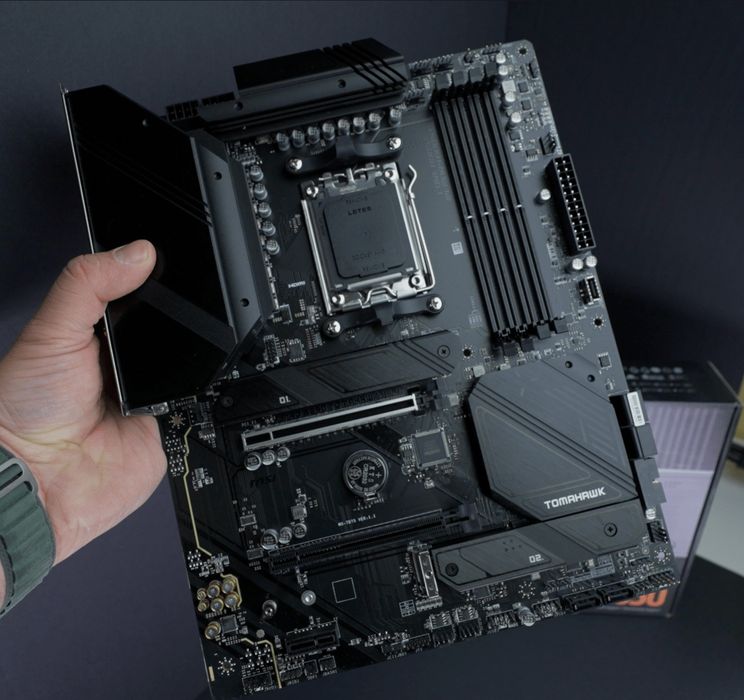 Продам Плату и процессор B650 R7 7700X