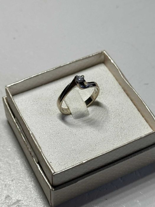 INEL AUR alb 18K + 1 DIAMANT = 0.17CT - Solitaire - De logodna - TOP - 3.9g. !