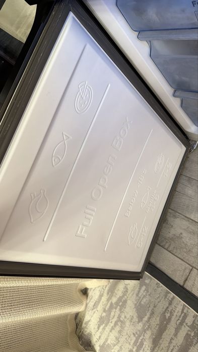 Холодильник на кухню