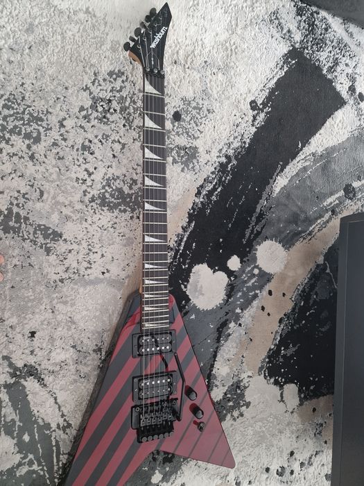 Chitara Electrica Washburn RR-3 Rhoads V