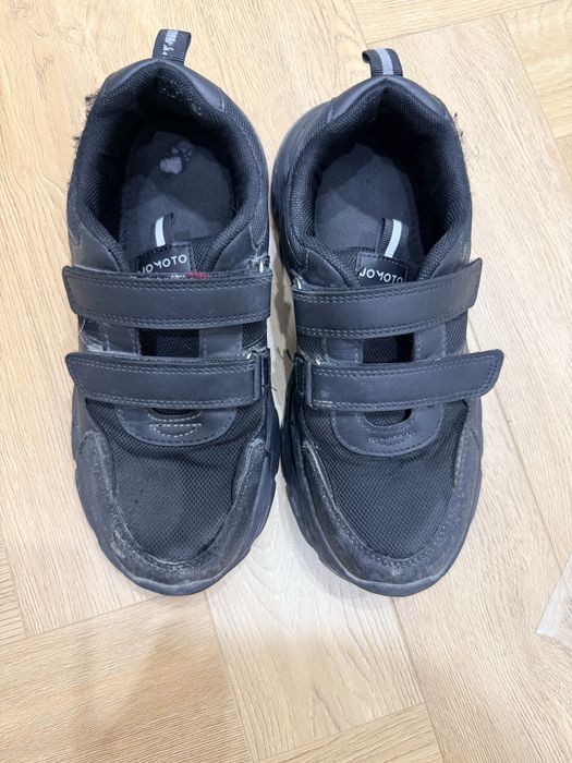 Кроссовки размер 39