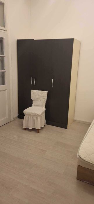 Дава се под наем Двустаен апартамент в София, Център - 70 кв.м за 700 € - Снимка #3