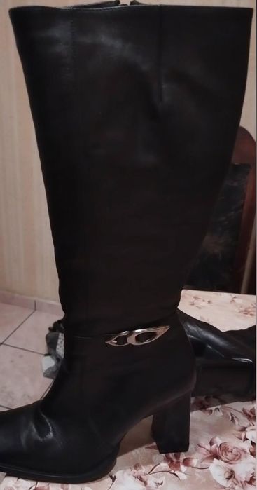 Красиви Дамски Ботуши Чизми 39