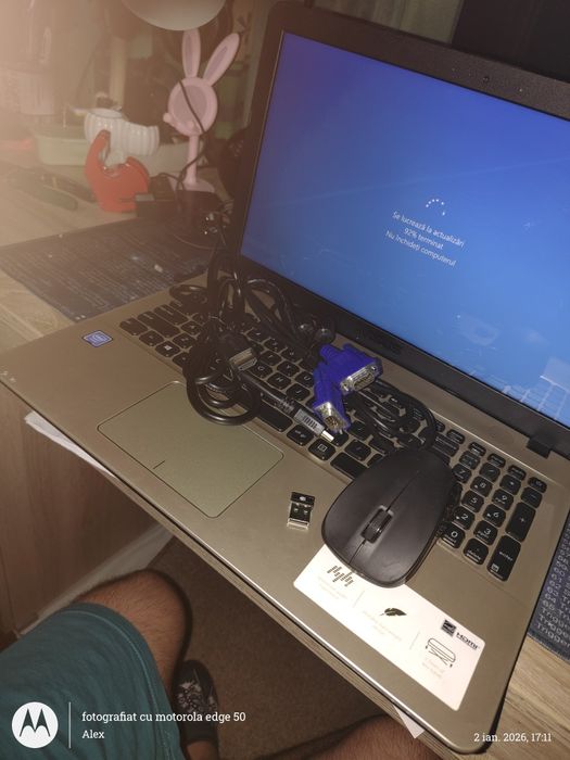 Laptop Asus Vivobook Max