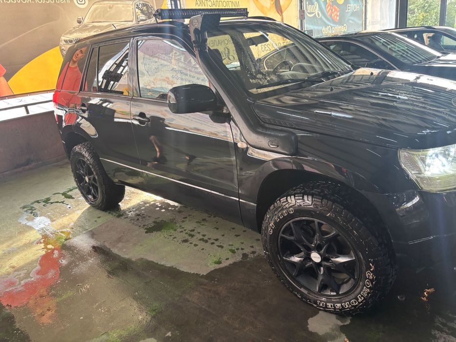 Suzuki Grand Vitara 2.0 140кс