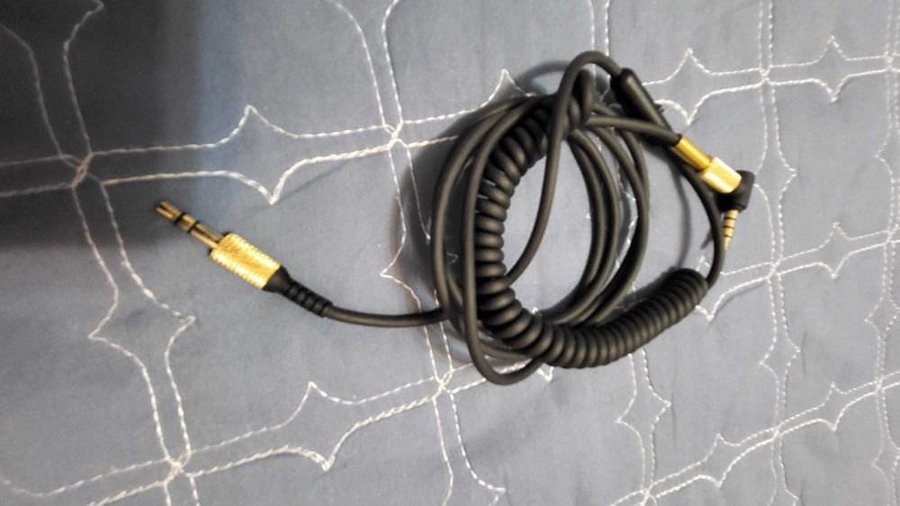 MARSHALL cablu casti  cu microfon  cu jack  cu jack fuctional