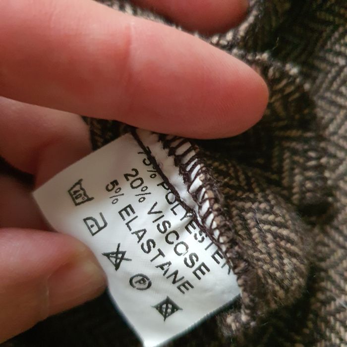 Pantaloni de stofa trei sferturi
