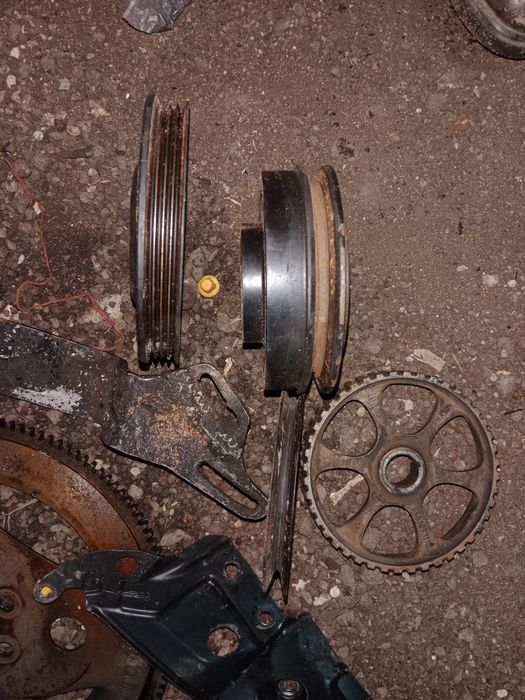 Автозапчасти  авто