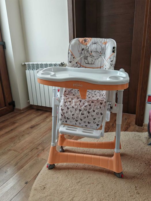 Стол за хранене на дете