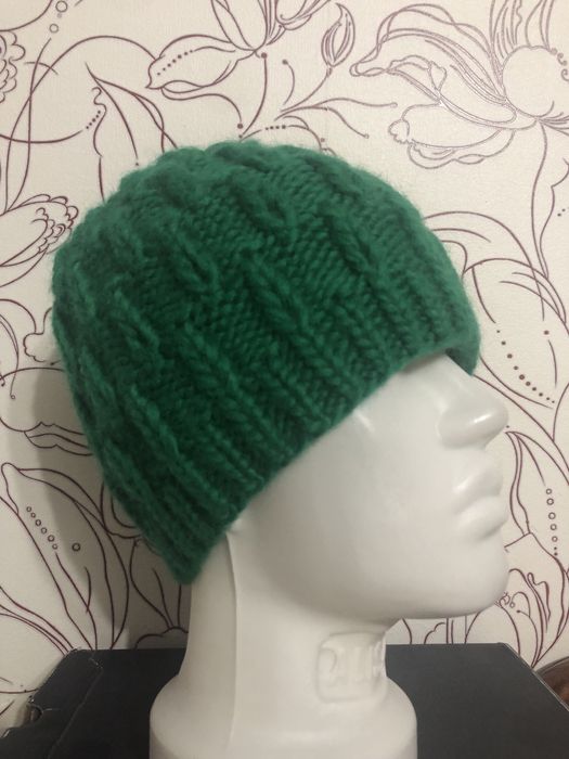 Шапочки ручной работы.