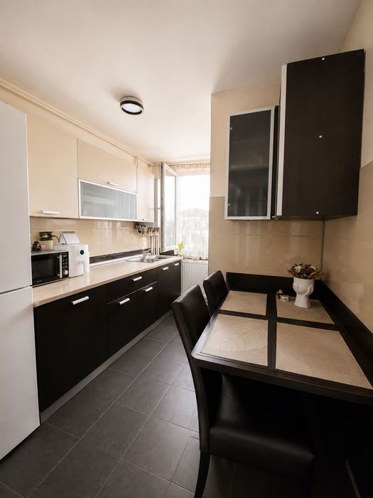 apartament de vânzare