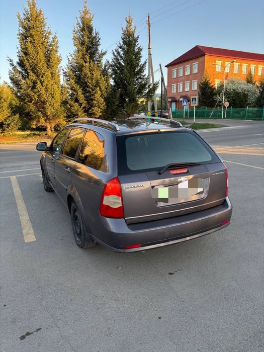 Продам машину в отличном тм