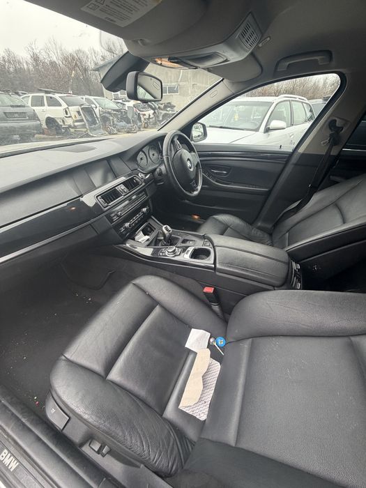 Interior bmw f10 volan navigatie