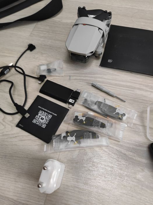 Dji mini 2 fly more combo (дрон, коптер)