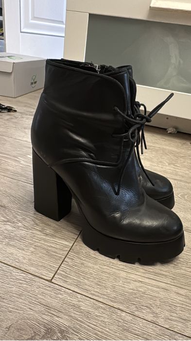 Ботильоны кожанные basconi