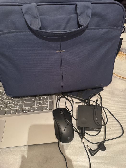 Ноутбук,ленова сатылады