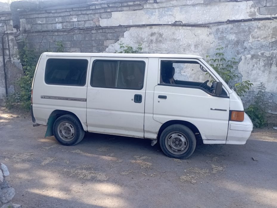 Mitsubishi L 300