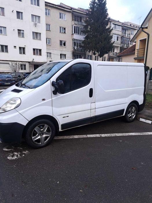 RENAULT Trafic 2011 — imagine 4
