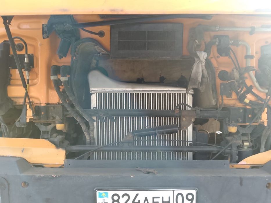 Продам либо обменяю шахман f2000