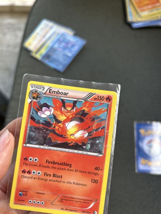Pokemon карти оригинални